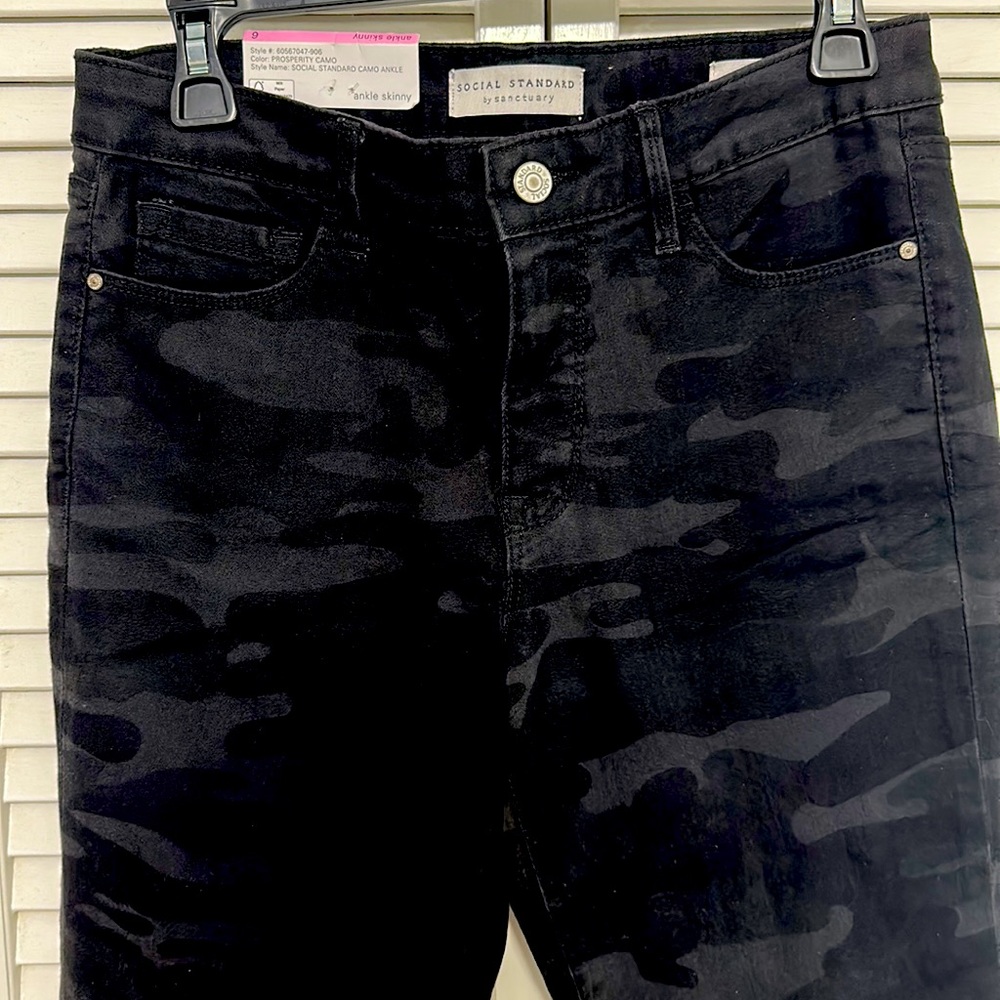 Sanctuary Social Standard Skinny Ankle Camo GRAY BLACK Size 6